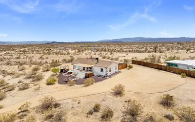 Desert Moon - Serene Desert Views & Design 3 Bedroom Home by RedAwning