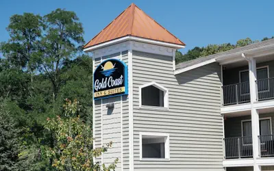 Gold Coast Inn - At the Bay in Traverse City
