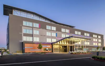 Aloft by Marriott Sacramento Airport Natomas