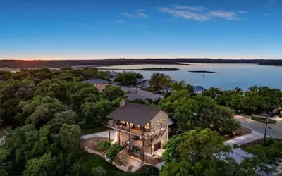 Canyon Lakehouse Panoramic Lake Views With Firepit!