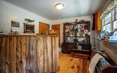 Sandy Point Motel