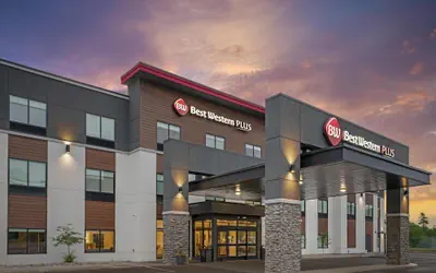 Best Western Plus Marquette Hotel & Suites
