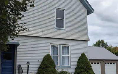 Newly Renovated Acadia Apartment Maple Street