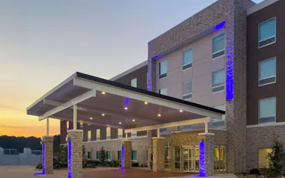 Holiday Inn Express & Suites Meridian I 20 by IHG