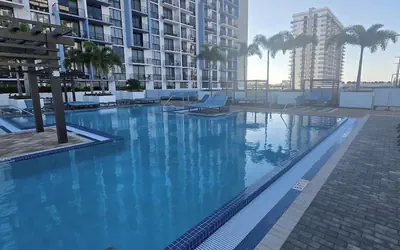 Downtown Doral Condo w-Free Parking