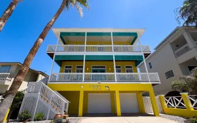 121 Snapper By The Sea 4 Bedroom Home