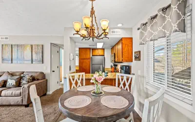 Sleeps 6 Mountain Views Shared Resort Amenities