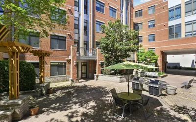 DC Charm in Crystal Apartments