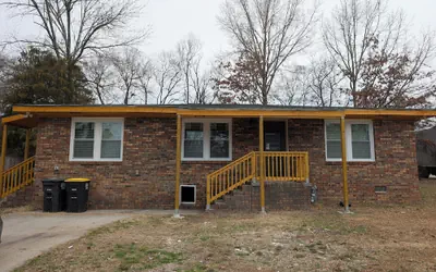 10 Burnett Home