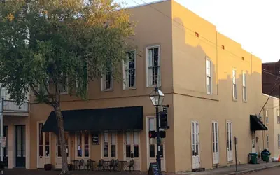 Natchez Manor Bed & Breakfast