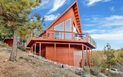 High-top Lakeview Chateau #2520