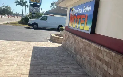Tropical Palm Motel