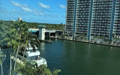 Turtle Cove
