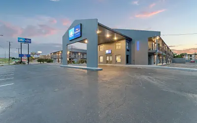 Days Inn By Wyndham San Antonio Near Lackland Afb