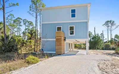 Beach House - Cottage at Indian Summer