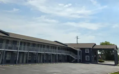 Days Inn by Wyndham Camden AR