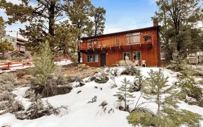 Forest Edge Retreat