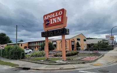 Apollo Inn