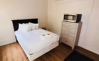 Riviera hotel