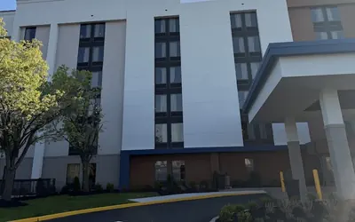 Hampton Inn by Hilton Philadelphia International Airport