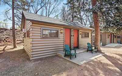 Timber Lodge Cabin 12
