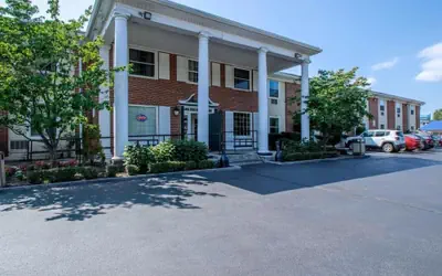Charles River Inn