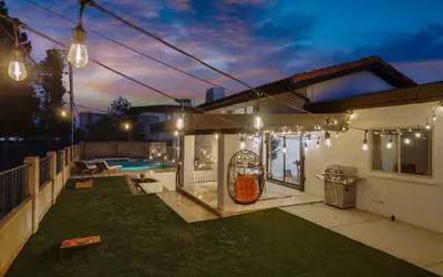 Huge Golf Course Home-free Heated Pool Theatre Gym