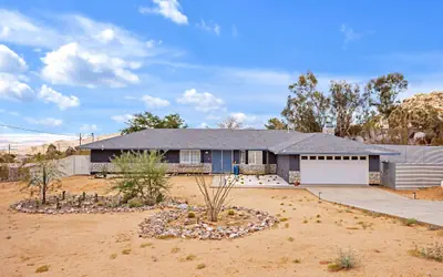 Casa Cosmic - Hot Tub & Fire Pit 3 Bedroom Home