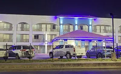 Hallmark Inn and Suites