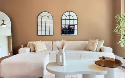 Luxury Stay Near Disneyland Pool Gym Free Parking