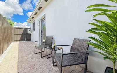 Luxury Suite Studio With Kitchen Spa Shower