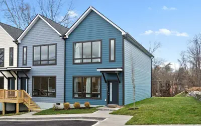 Rebecca's Downtown Luxury Living