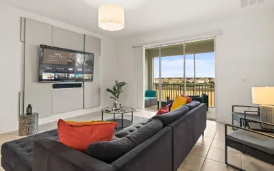 Stylish 3BR Condo Championsgate w Water Park