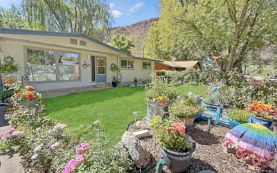 Roaring Fork Retreat 3 Bedroom Home