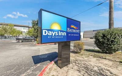 Baymont by Wyndham San Antonio Downtown