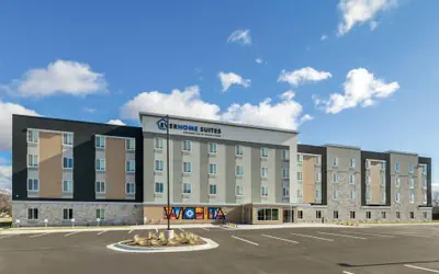 Everhome Suites Wichita Northeast by Choice Hotels