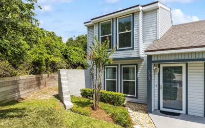 Cozy Pet Friendly 2BR - Fernandina Beach