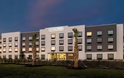 StudioRes by Marriott Greensboro Airport
