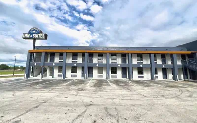 Airport Inn