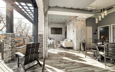 2201 W Colorado