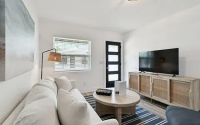 1 Bedroom Treasure Island Getaway