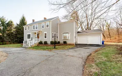 Spacious Retreat with Game Room