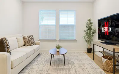Cozy Apartment by Pecan Park, Texoma Med, & More!