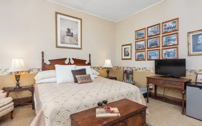 Moon River Bed and Breakfast