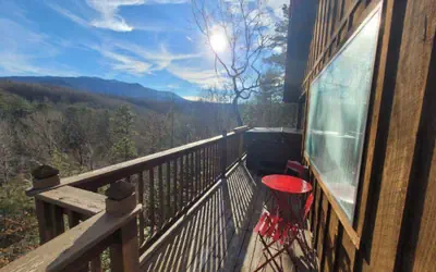 Great View Location Studio Log Cabin Hot Tub