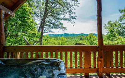 Nice View Log Cabin Fireplace Hot Tub Pool Table