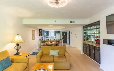 Gatehouse Condo by Beyond Expectations With Views