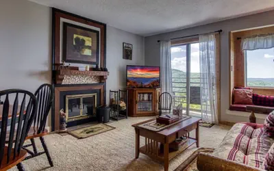 Stone Crest Summit by Beyond Expectations With Pool