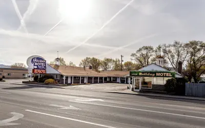 Holiday Motel
