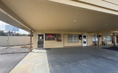 Budget Host Inn Ocala Near I-75 By Hotel O